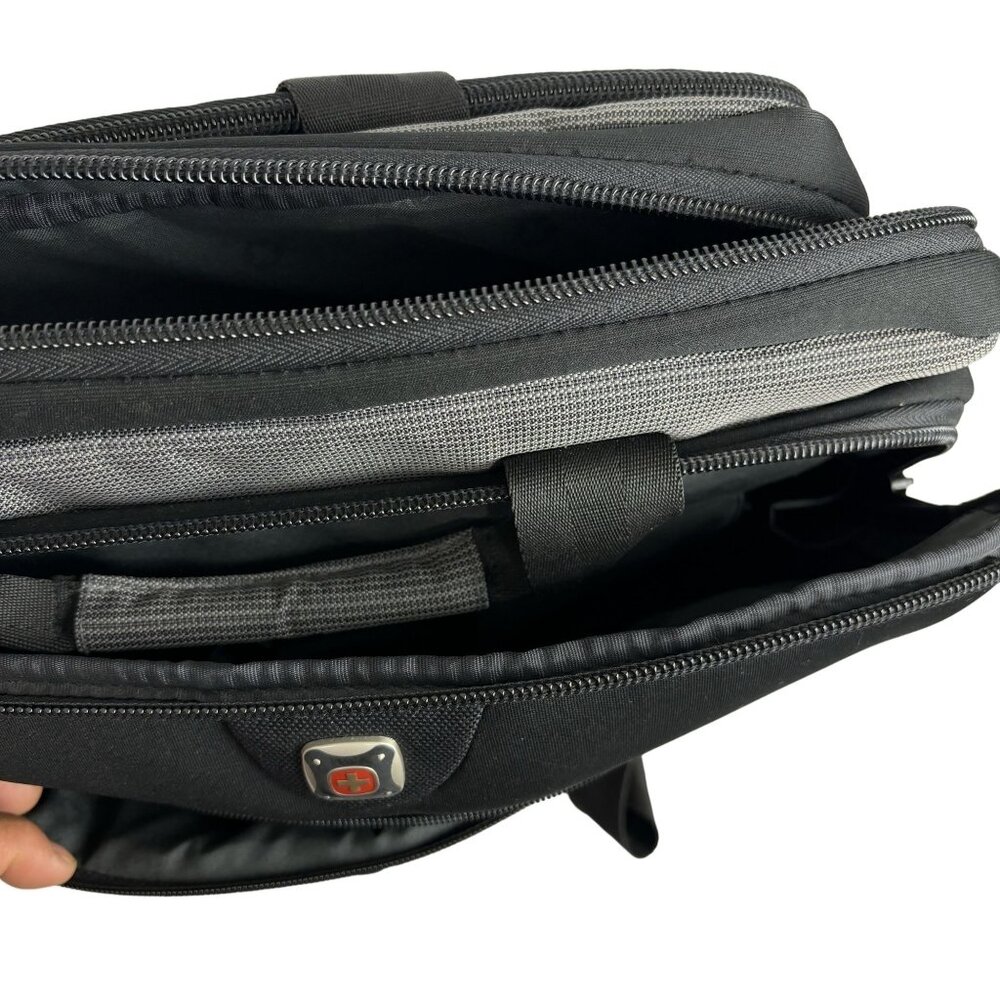 SwissGear Wenger Black & Gray Laptop Bag - Multiple Compartments Durable Fabric. - Picture 14 of 16